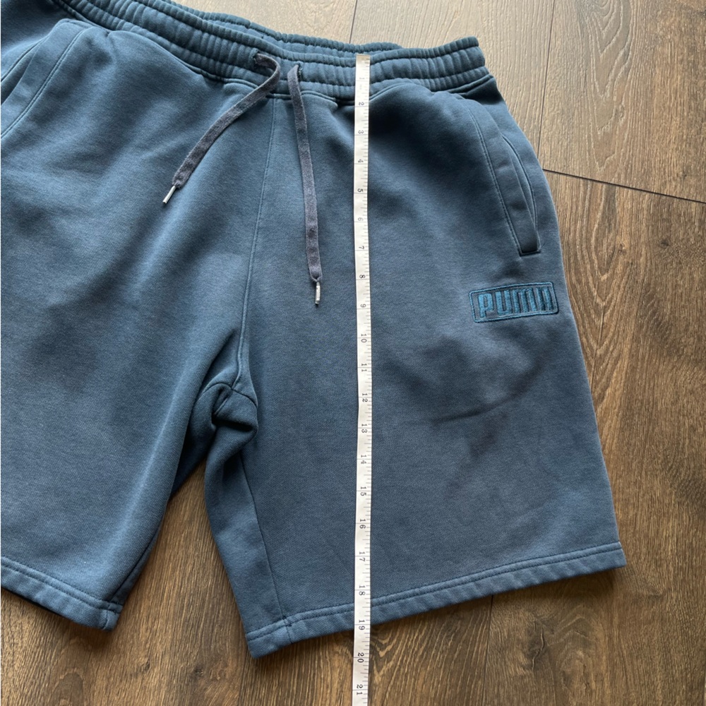 Puma Shorts - Picture 4 of 9